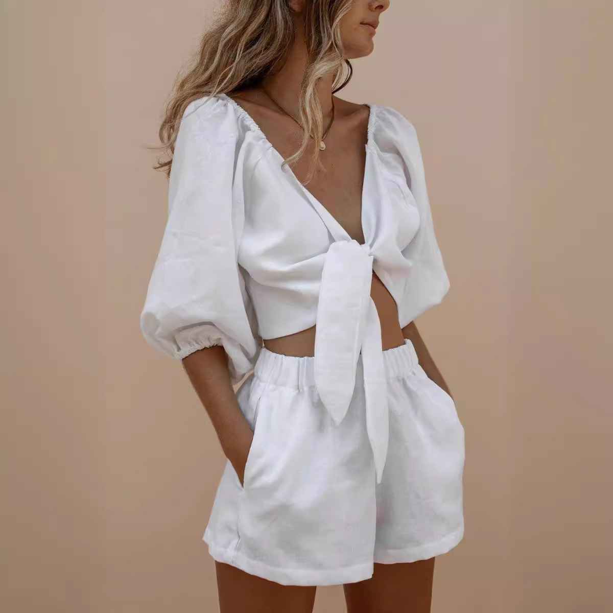 Monochrome Suit Set - Puf kollu dantel şort monokrom takım