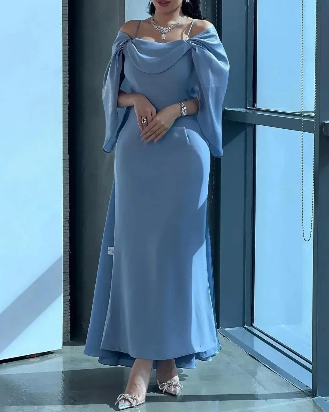 Özelleştirilmiş Dubai Kadın Ör - Women Formal Wear Dubai incelemesi ve fiyatı