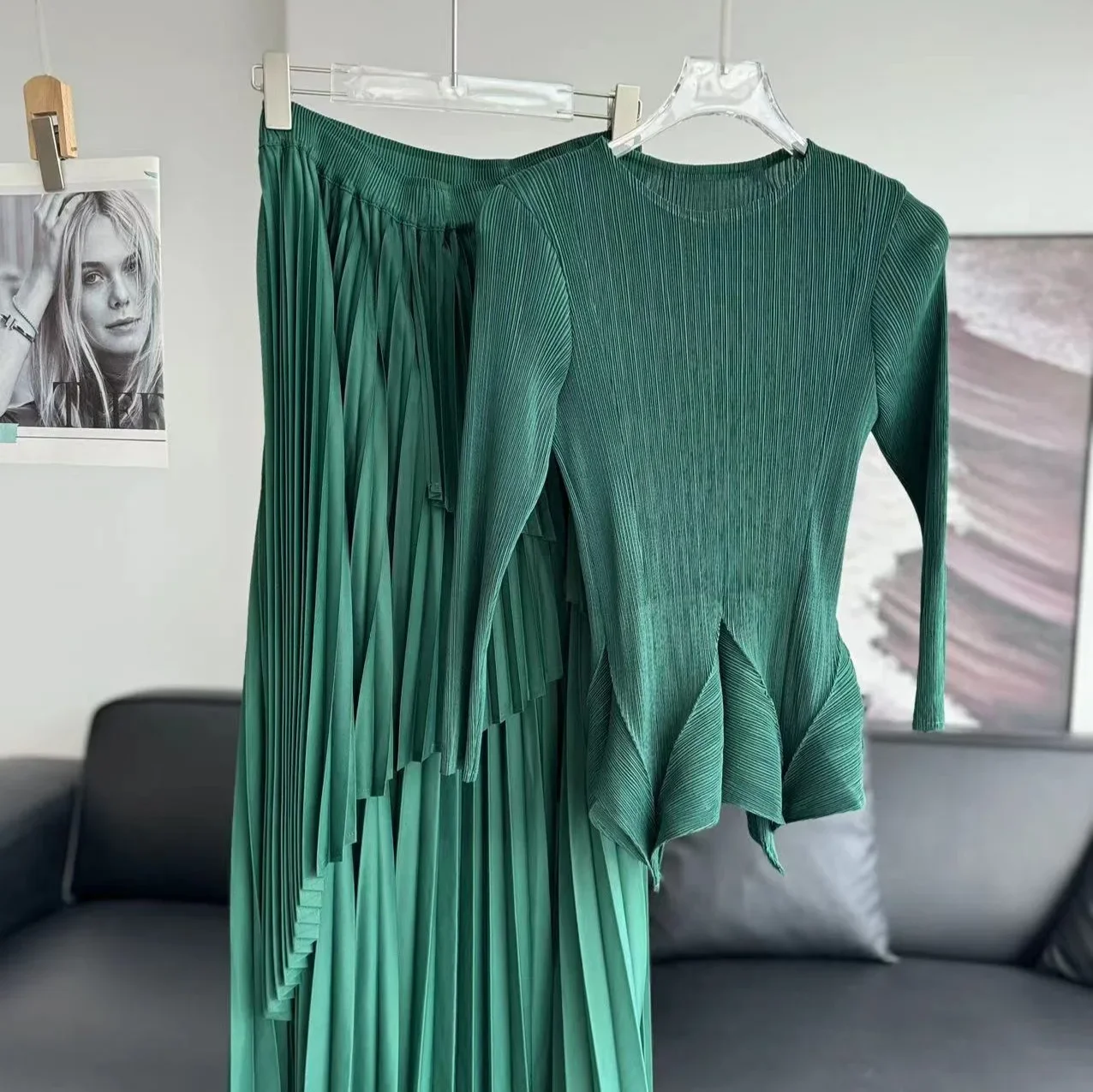 Miyake-monokrom abiye, uzun ko - Monochrome Suit Set incelemesi ve fiyatı