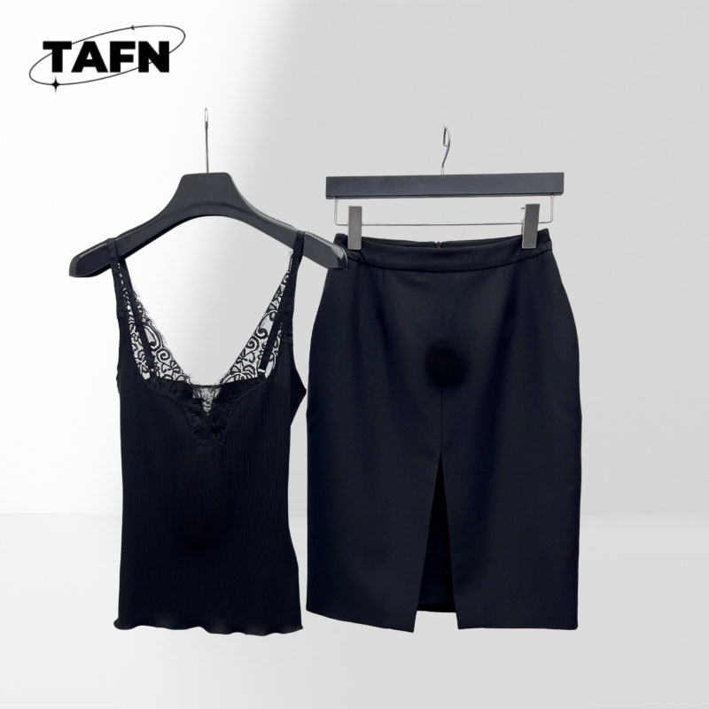 Modaya Uygun Kadın Etek ve Üst - Women Formal Event Wear incelemesi ve fiyatı